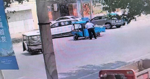 建宝优配 农行济南曲堤支行——街头生命救援，彰显大行担当