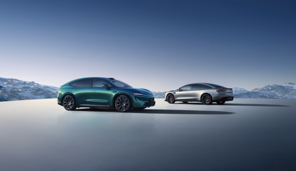 万银鼎信 上市44天，智界新款大定达3.8万辆